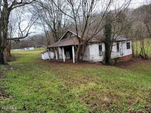553 Poland Hollow Rd, Harriman, TN 37748