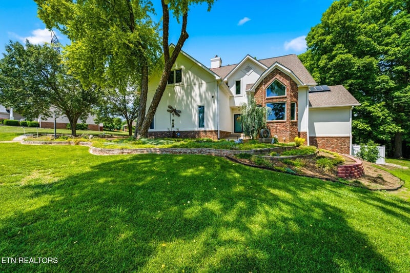 5532 Kesterbrooke Blvd, Knoxville, TN 37918