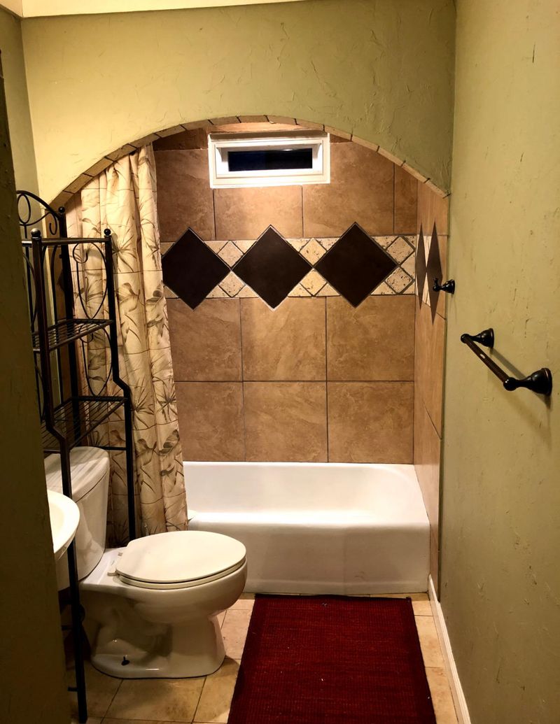 5532 Roberts Rd, Corryton, TN 37721