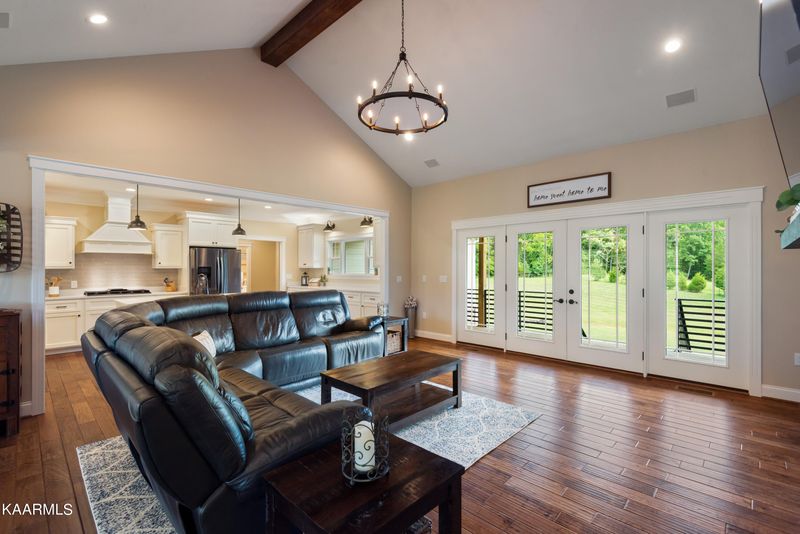 554 Old Johnston Valley Rd, Kingston, TN 37763