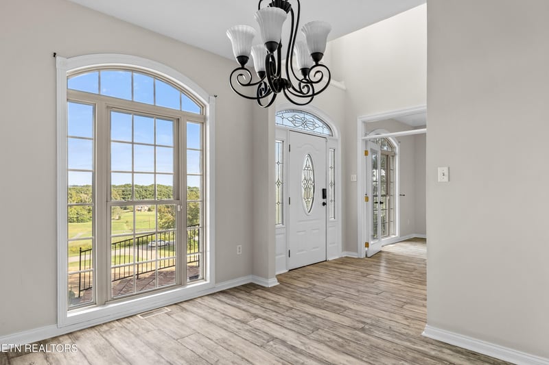 5540 Nine Mile Rd, Maryville, TN 37801