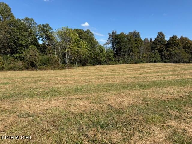 555 Smith Rd, Crossville, TN 38571