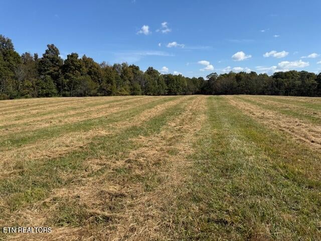 555 Smith Rd, Crossville, TN 38571