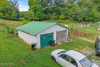 558 County Road 130, Athens, TN 37303