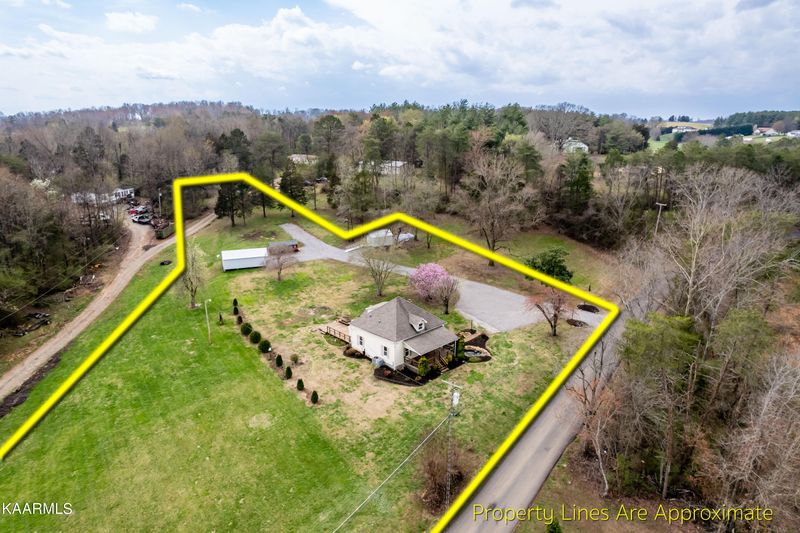 5583 Browder Hollow Rd, Lenoir City, TN 37771