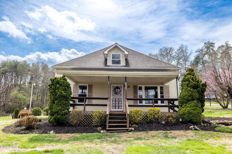 5583 Browder Hollow Rd, Lenoir City, TN 37771
