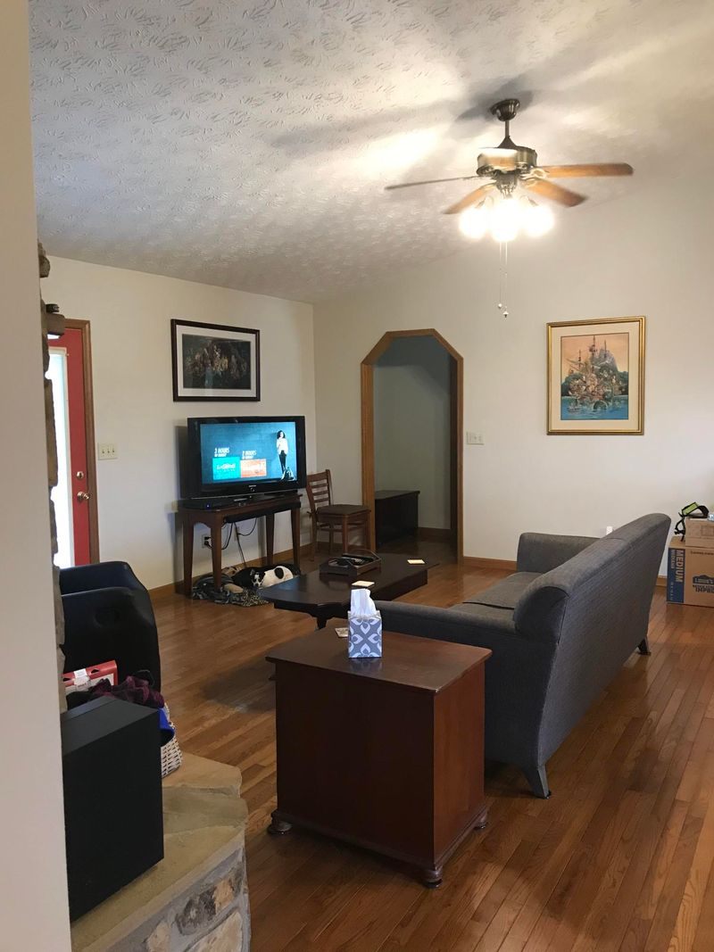 559 Cedar Top Dr, Sevierville, TN 37876