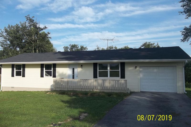 559 Heidel Rd, Wartburg, TN 37887