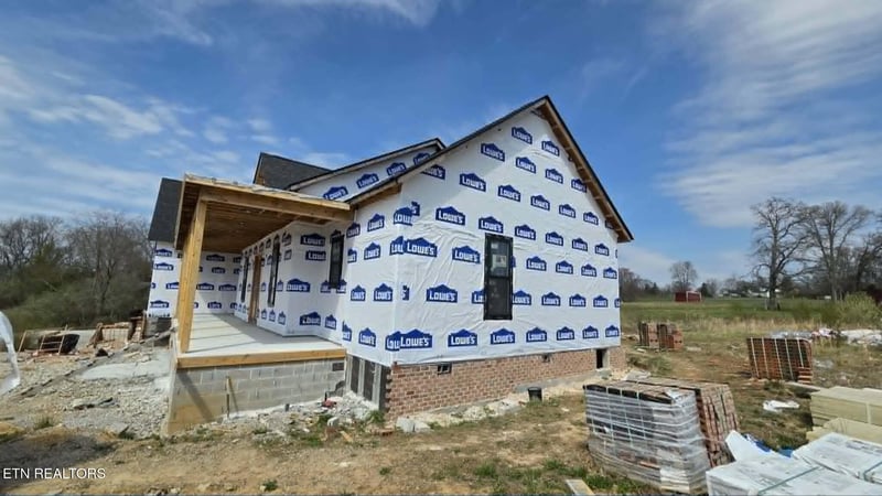 56 Keating Ct, Crossville, TN 38555