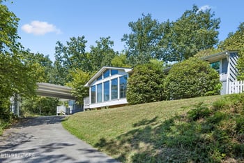 5603 S Briscoe Cir, Knoxville, TN 37912