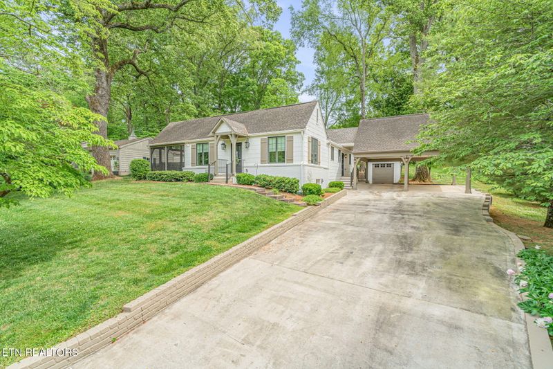5604 Westover Dr, Knoxville, TN 37919