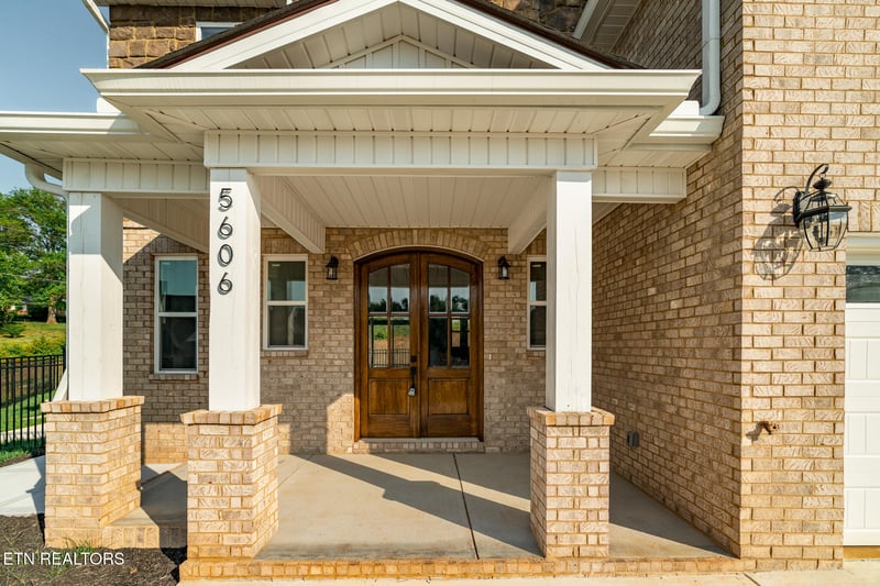 5606 Belle Maison Ln, Knoxville, TN 37920