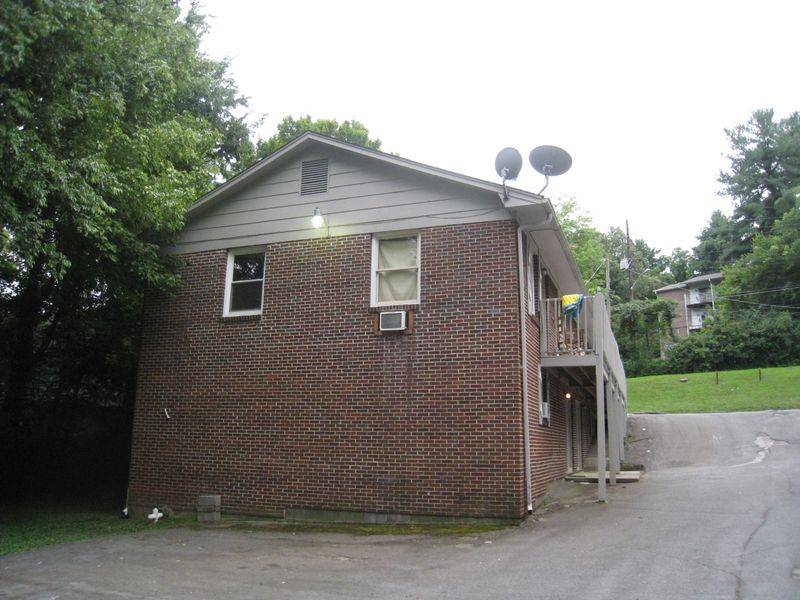 5608 Jacksboro Pike, Knoxville, TN 37918