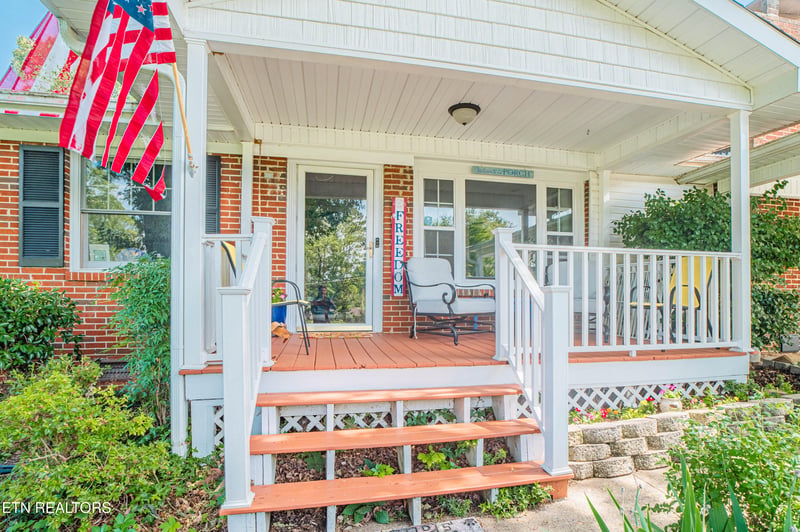 5608 Sierra Rd, Knoxville, TN 37912