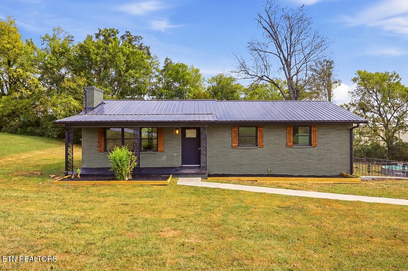 5608 Springplace Cir, Knoxville, TN 37924