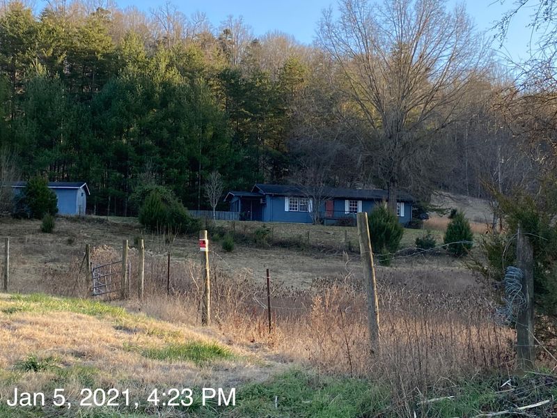 561 Hinds Creek Rd, Maynardville, TN 37807