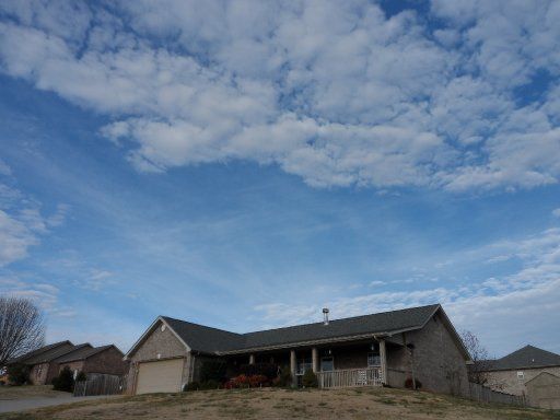 5610 W J Riley Dr, Greenback, TN 37742