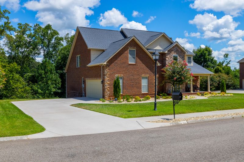 5612 Bridgehampton Dr, Powell, TN 37849