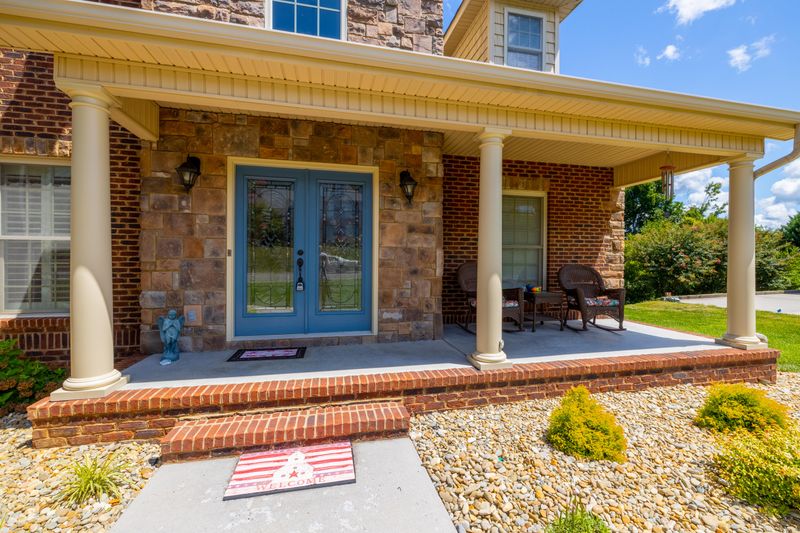5612 Bridgehampton Dr, Powell, TN 37849