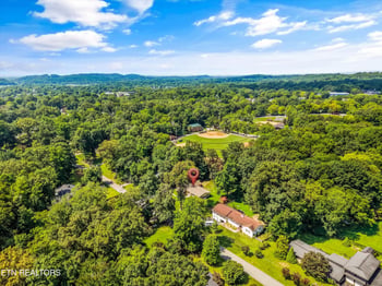 5617 Briercliff Rd, Knoxville, TN 37918