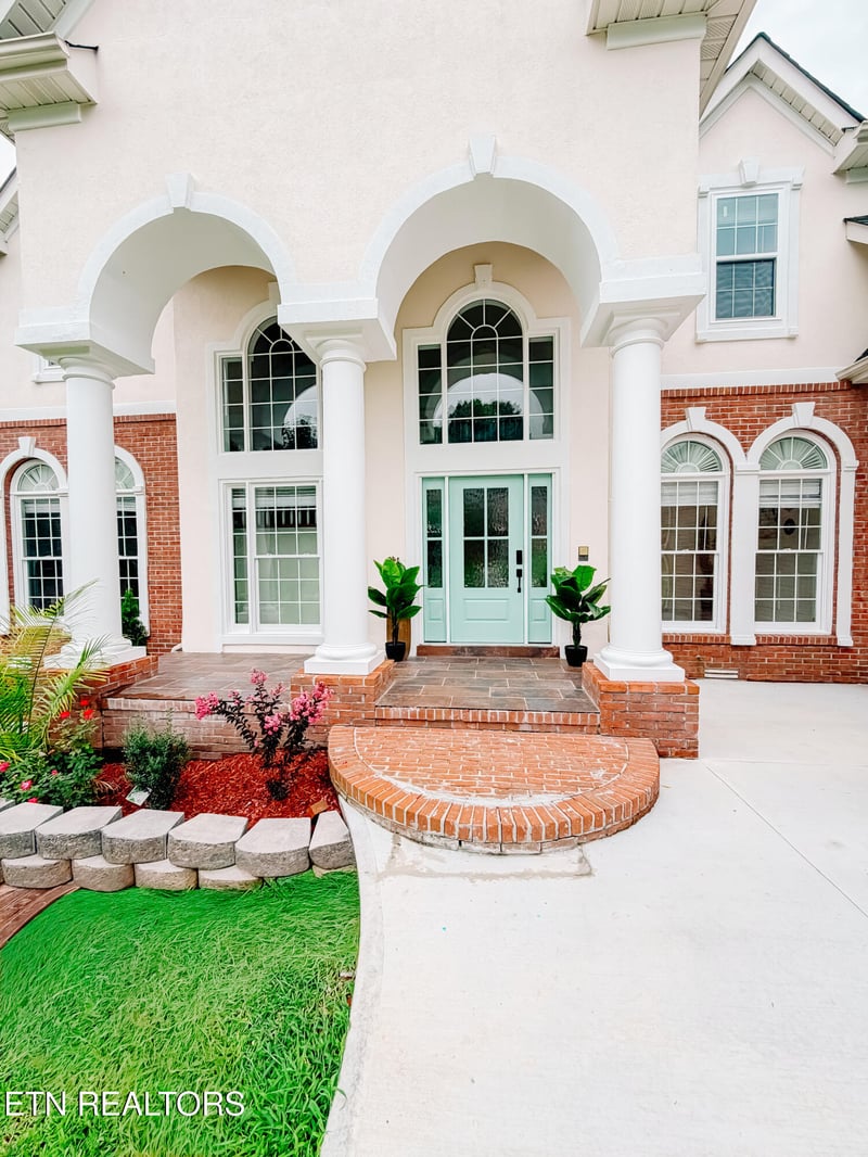 5619 Fountain Gate Rd, Knoxville, TN 37918