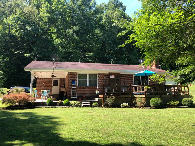 562 Co Rd 180, Athens, TN 37303