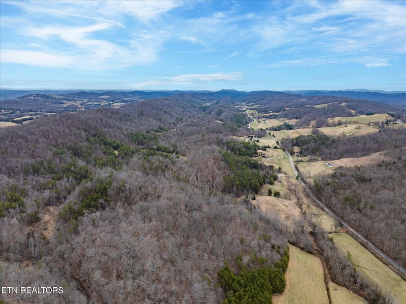 562 Hinds Creek Rd, Maynardville, TN 37807