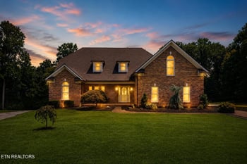 5620 Glenlyn Dr, Powell, TN 37849