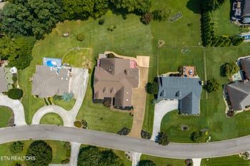 5620 Glenlyn Dr, Powell, TN 37849