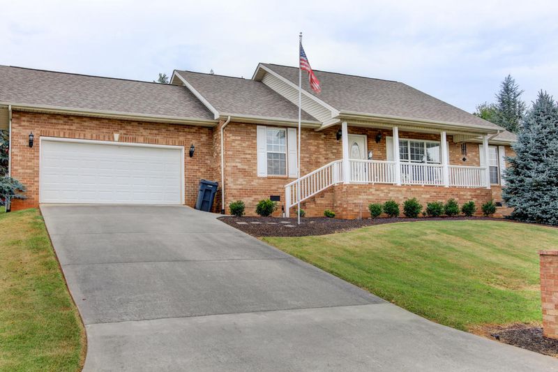 5620 J Riley West Rd, Greenback, TN 37742