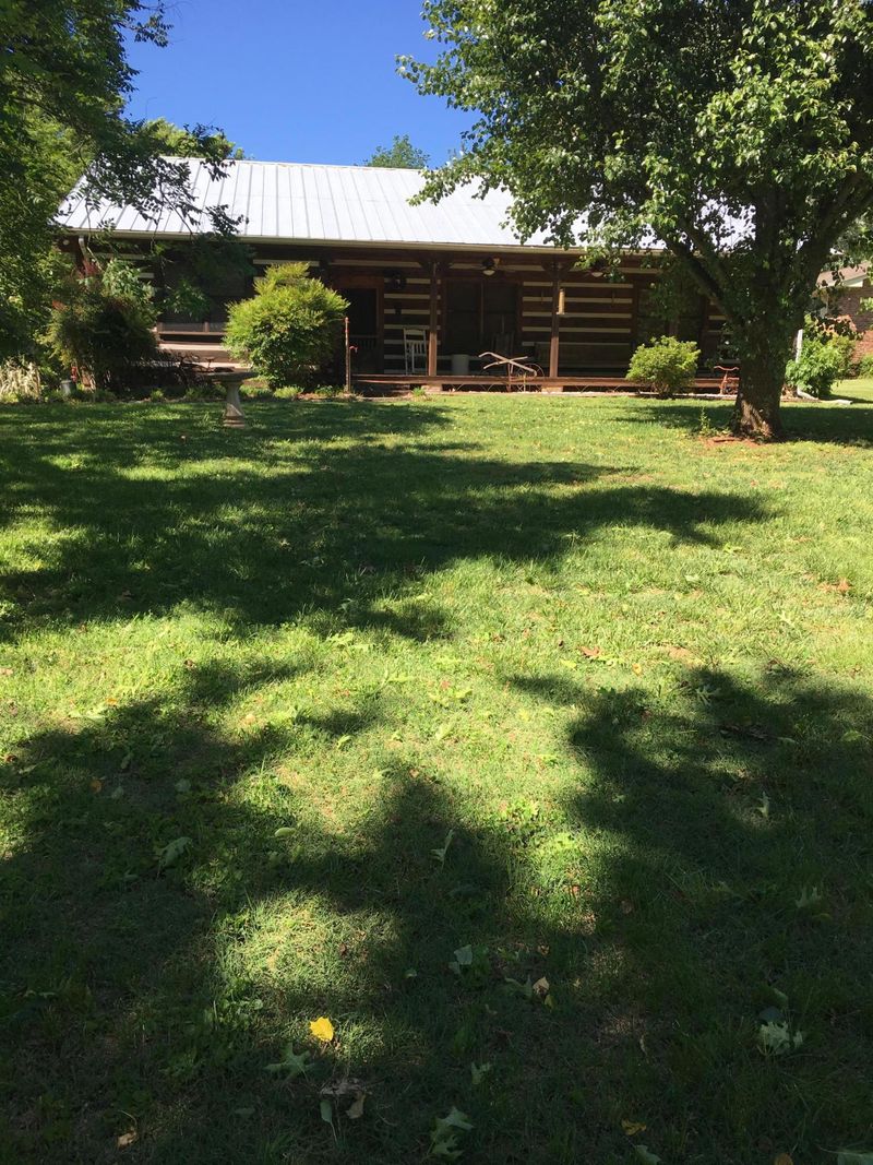 5621 Holbert Ln, Knoxville, TN 37914