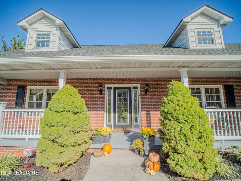 5624 Glenlyn Dr, Powell, TN 37849