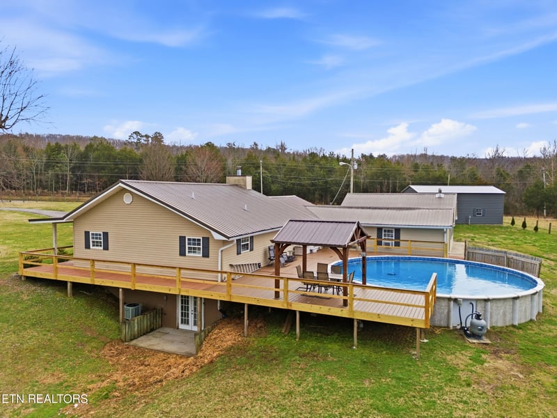 5626 Hines Valley Rd, Lenoir City, TN 37771