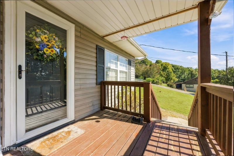 5628 W Luttrell Rd, Knoxville, TN 37918