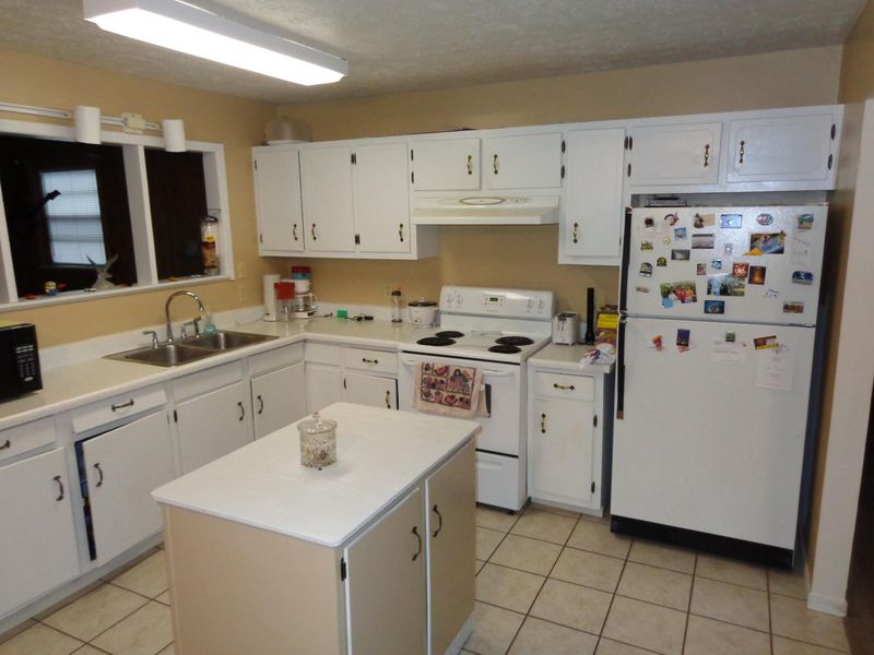 5629 Buell Street St, Talbott, TN 37877