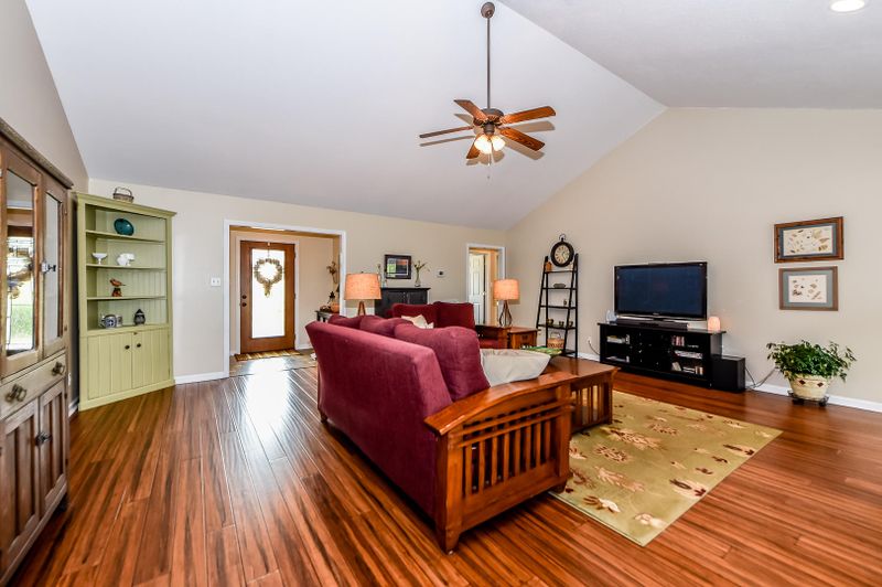 5635 J Riley West Rd, Greenback, TN 37742