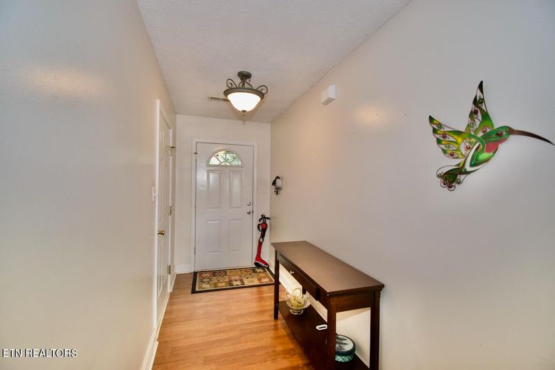 5636 Hutton Ridge Rd, Maryville, TN 37801