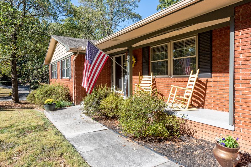 564 Link Dr, Alcoa, TN 37701