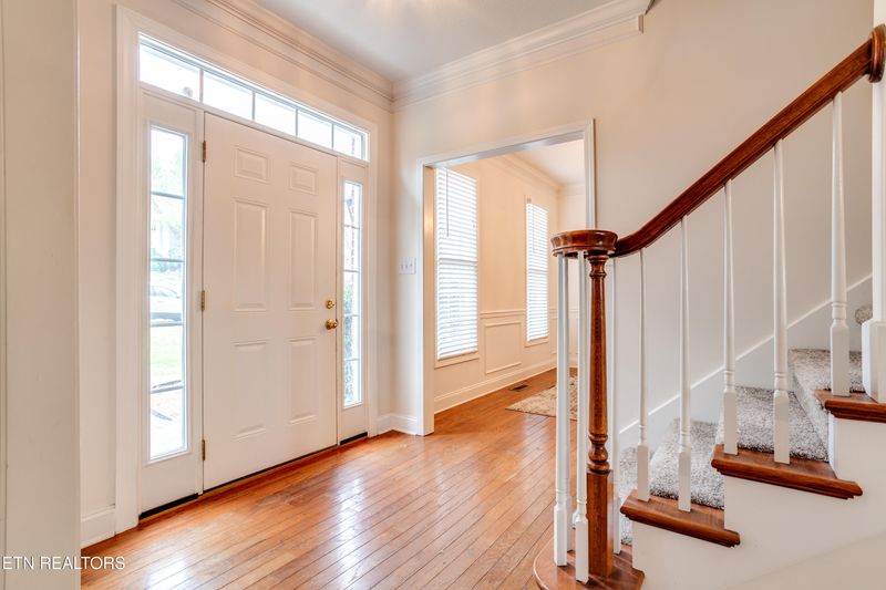 5648 Bridgehampton Dr, Powell, TN 37849