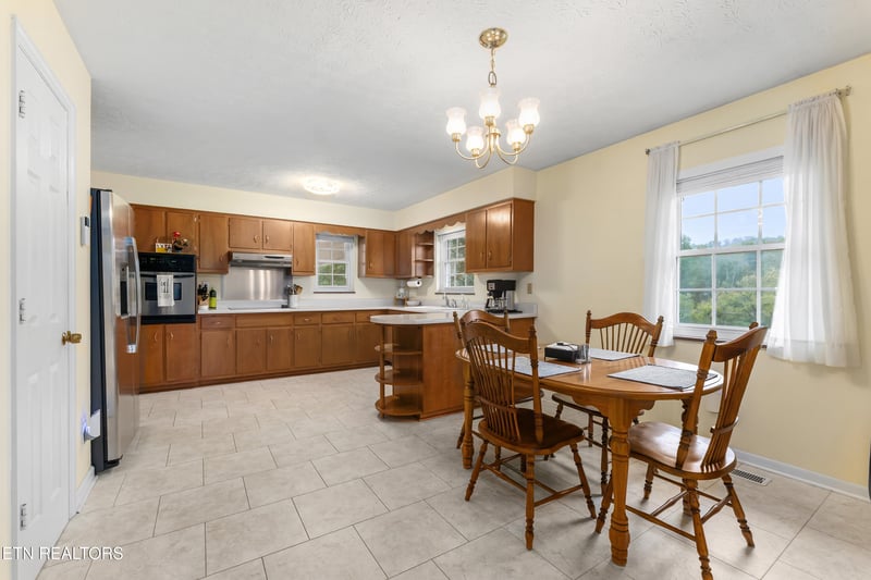 5649 Harriman Hwy, Oliver Springs, TN 37840
