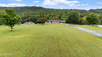 5649 Harriman Hwy, Oliver Springs, TN 37840