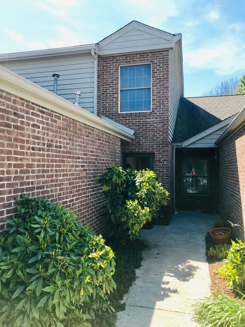565 Sunrise Cir, Sevierville, TN 37862