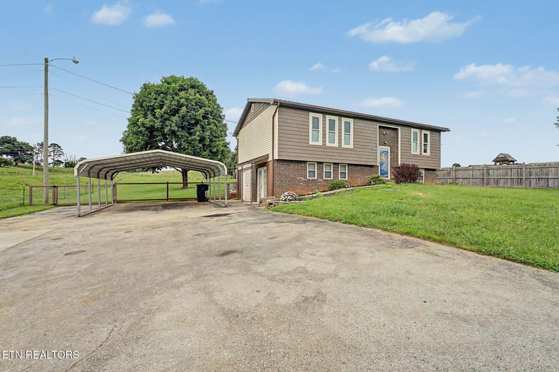 5654 Brights Pike, Russellville, TN 37860