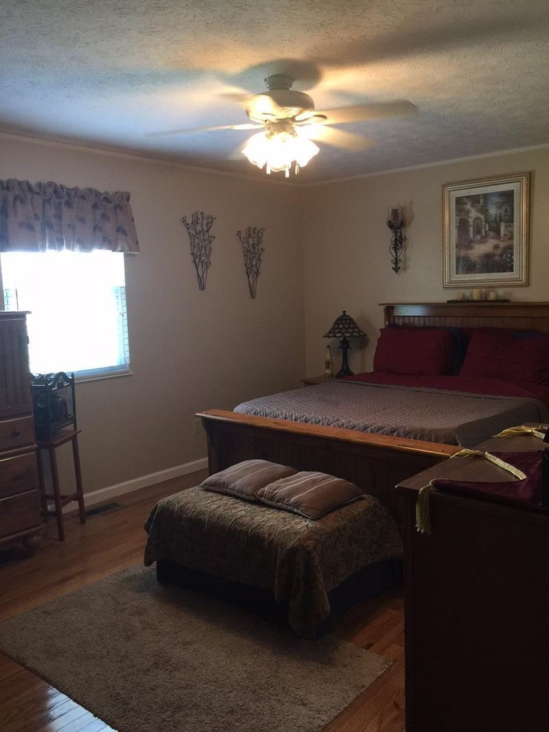 5658 Vaughn Rd, Russellville, TN 37860