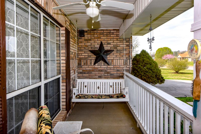 5662 J Riley West Rd, Greenback, TN 37742