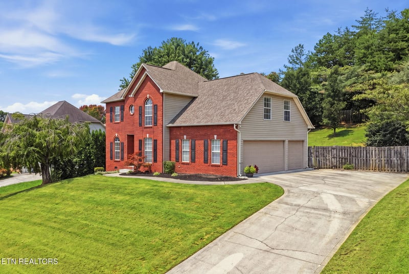 5669 Eagle Crest Ln, Knoxville, TN 37921