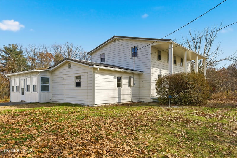 567 Dogwood Rd, Rockwood, TN 37854