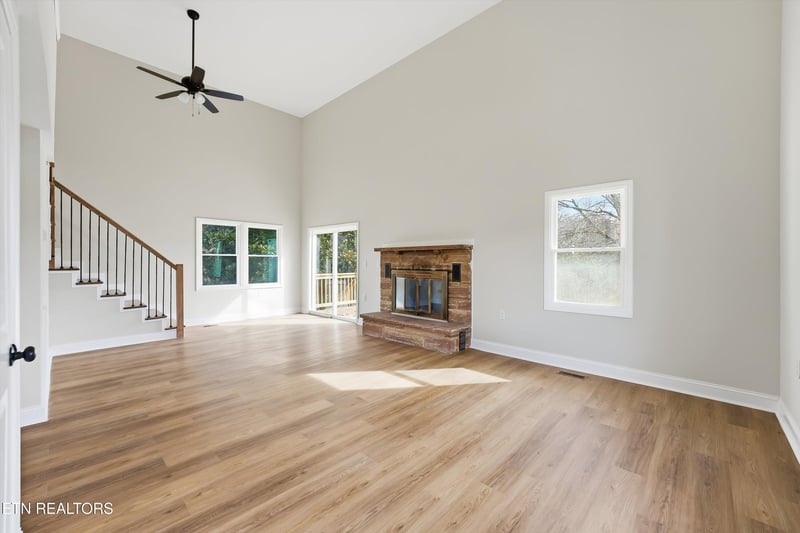 567 Dogwood Rd, Rockwood, TN 37854