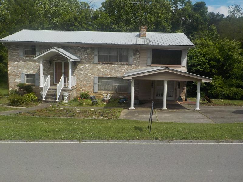 567 Old Rutledge Pike W, Blaine, TN 37709