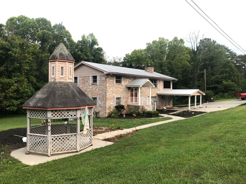 567 Old Rutledge Pike W, Blaine, TN 37709